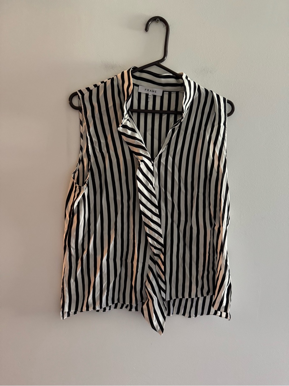 Frame Sleeveless 100% Silk Cravat Blouse NWOT